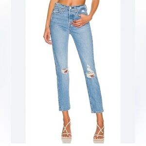 Levi’s Wedgie Straight Leg Highrise Blue Medium Wash Button Fly Cropped Jeans